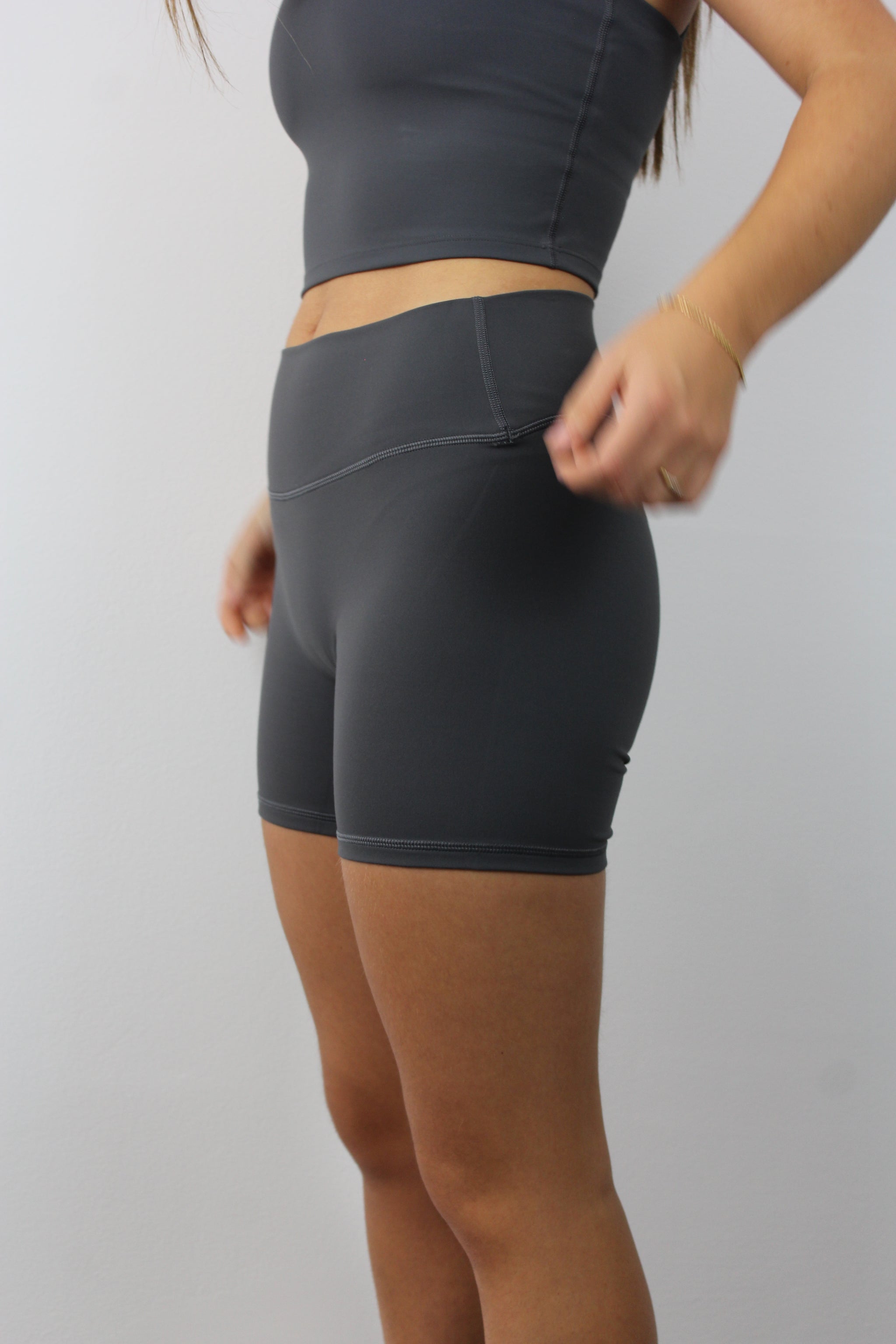 Short Granit