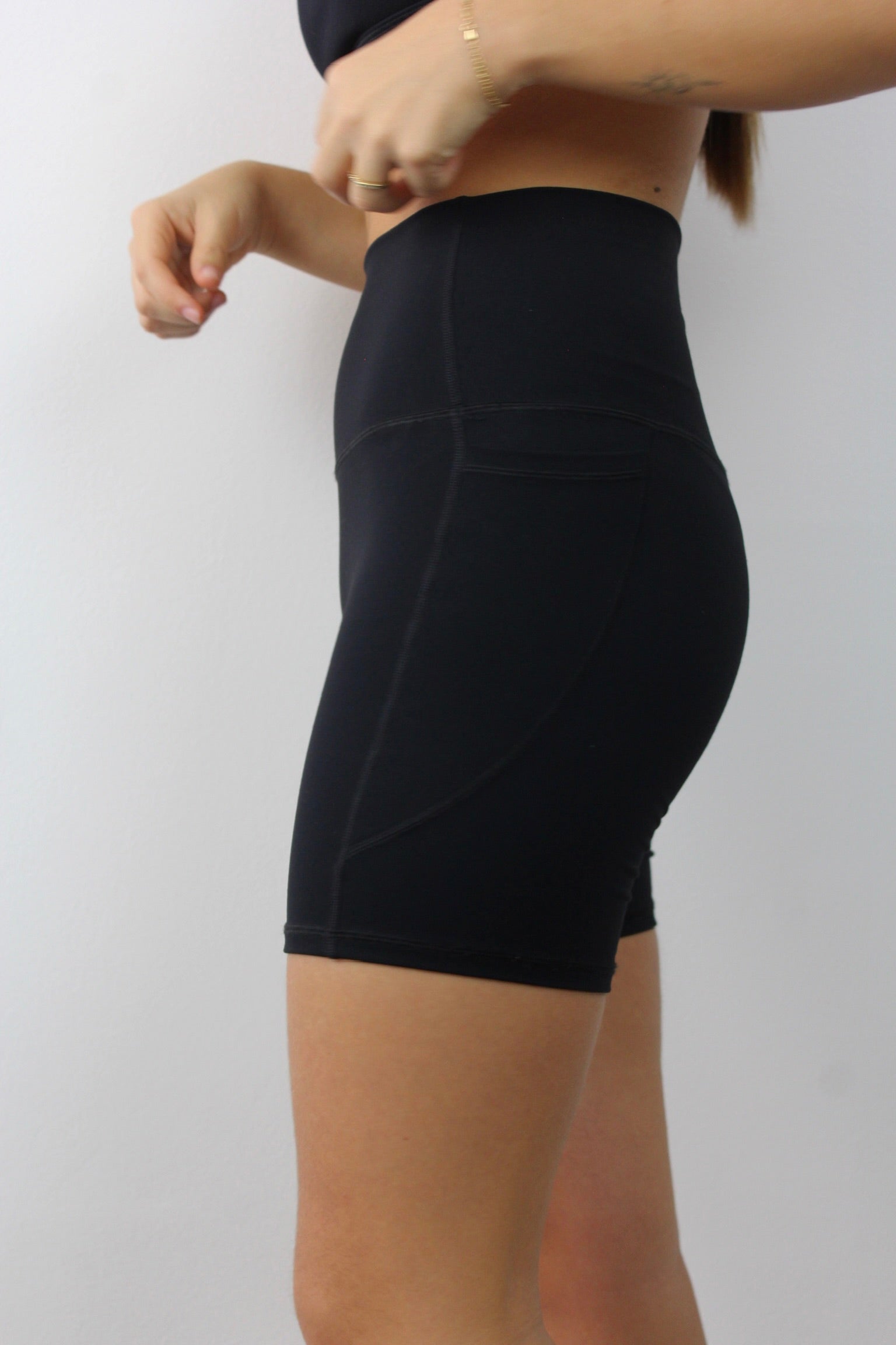 Short Nuit